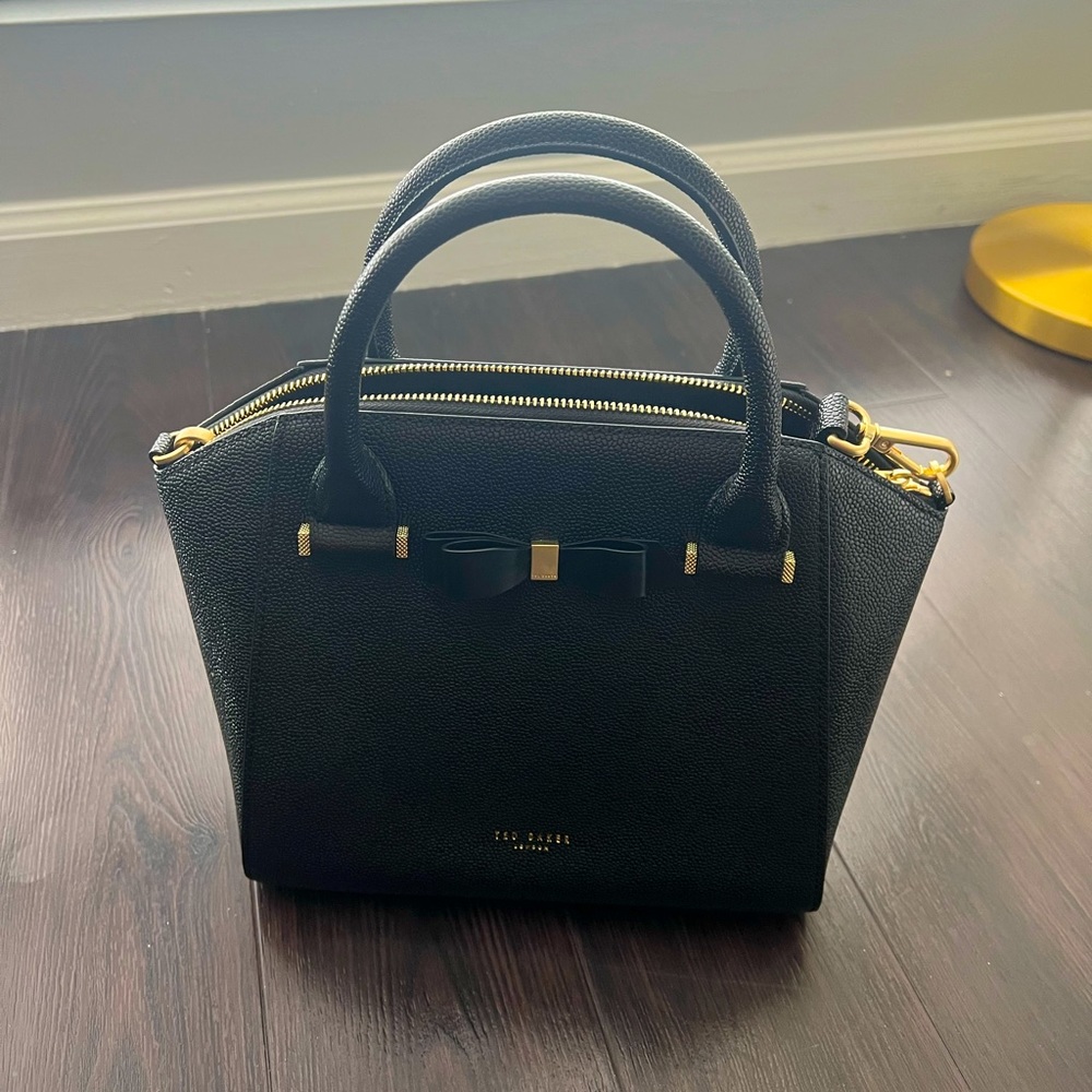 Ted Baker - NEW - black structured crossbody